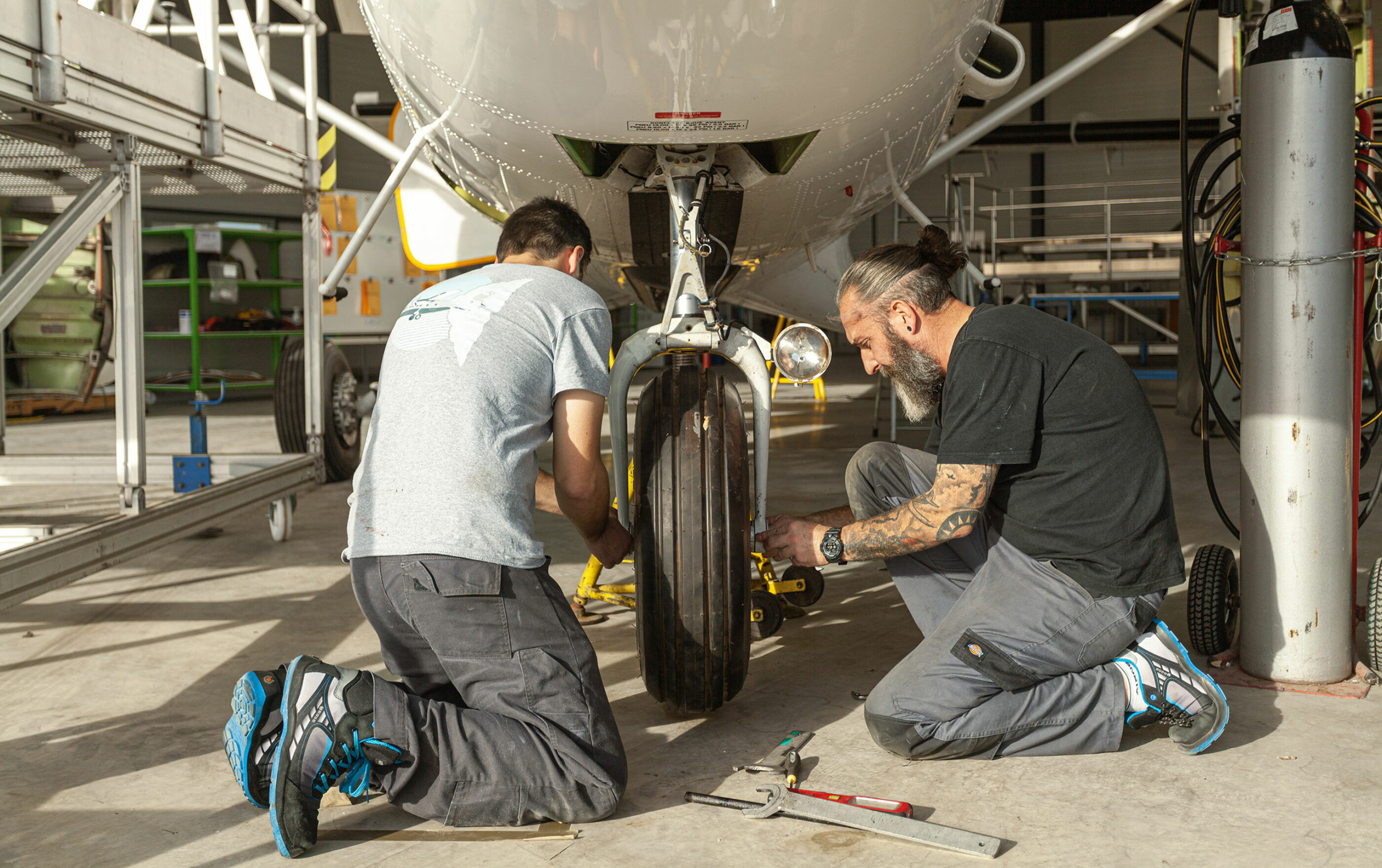 Maintenance, réparation et modernisation d’aéronefs